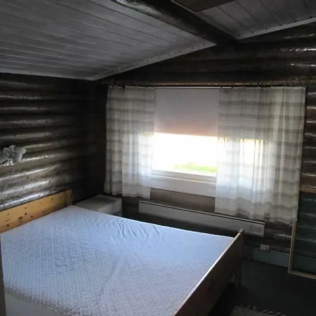 샬레 Hirsirakenteinen Mokki
